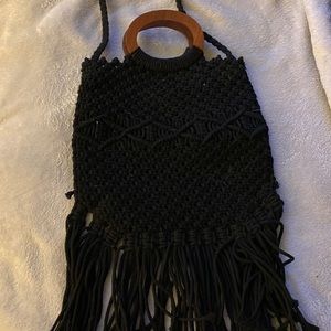 Crochet tassel bag w/ wooden handle